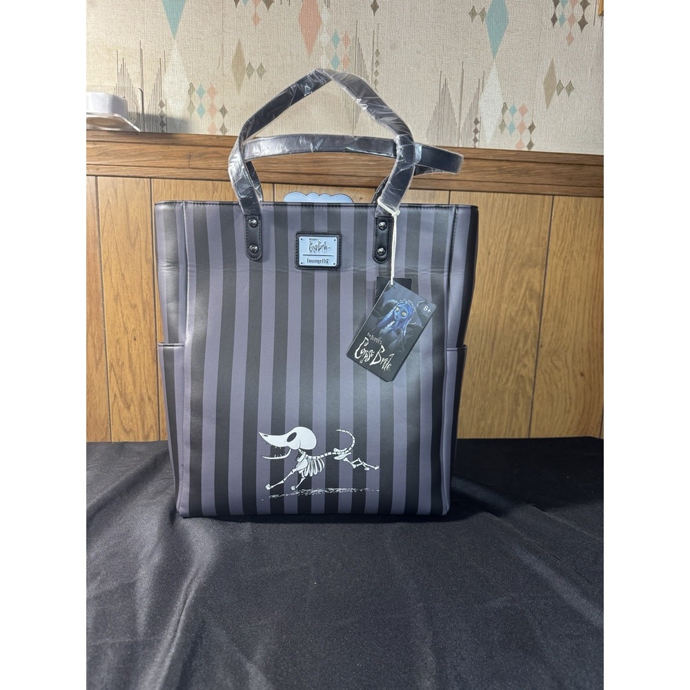 Loungefly Corpse Bride Victor & Emily Tote Bag Large NWT - Picture 2 of 7